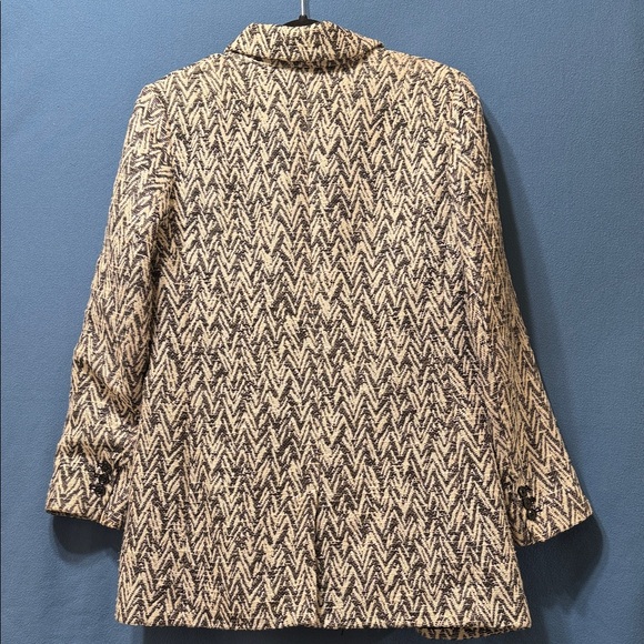 Banana Republic Black and White Chevron Blazer - Picture 10 of 16